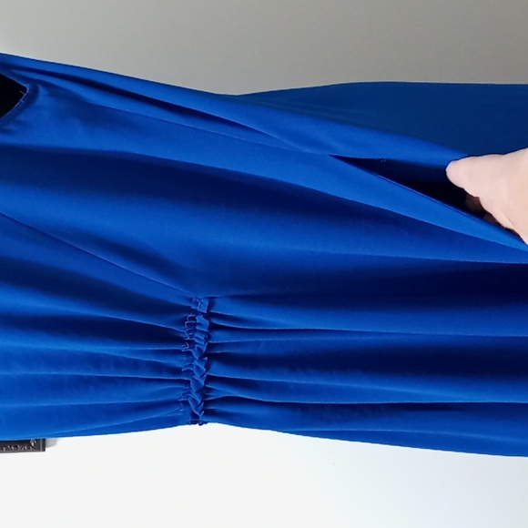 Wilfred Light and Flowy Blue Dress - Picture 7 of 15